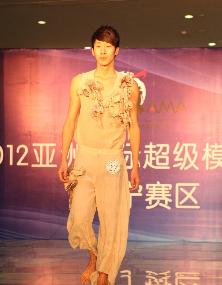 2012亚洲模特大赛辽宁赛区 创意服装走秀