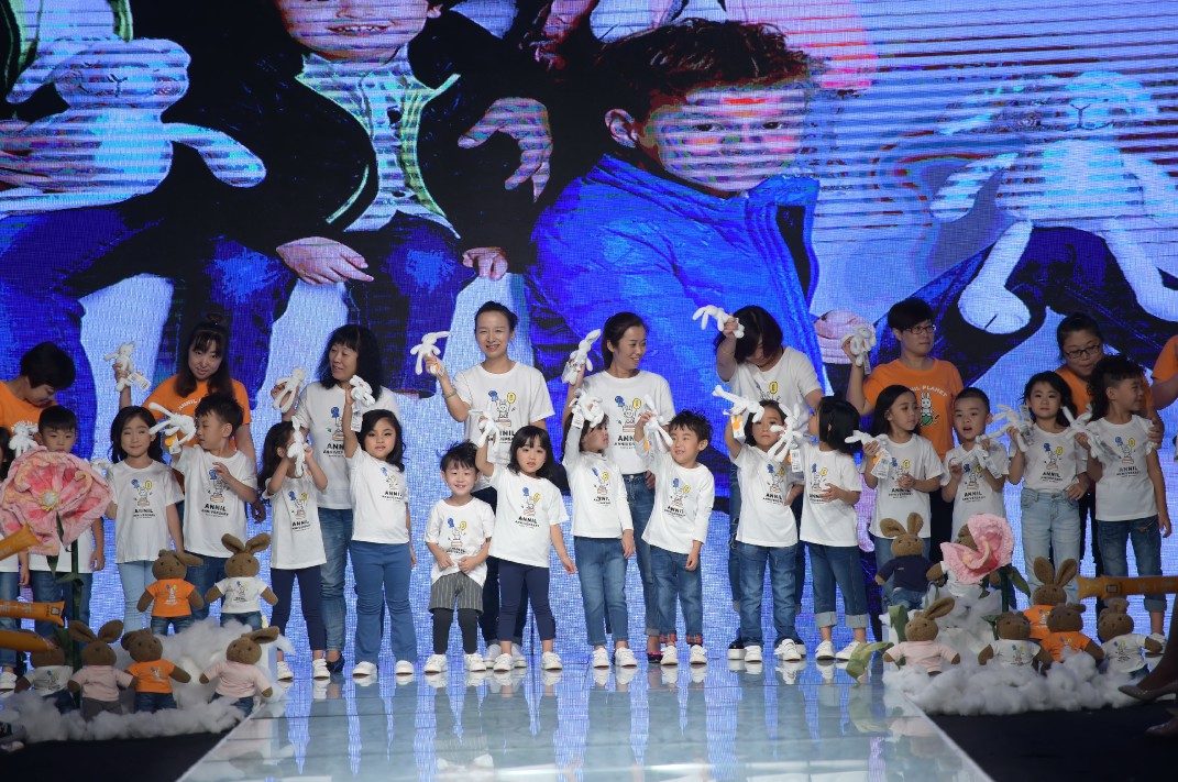 C&A与安奈儿亮相中国大连国际时装周 开创童装品牌发布先例