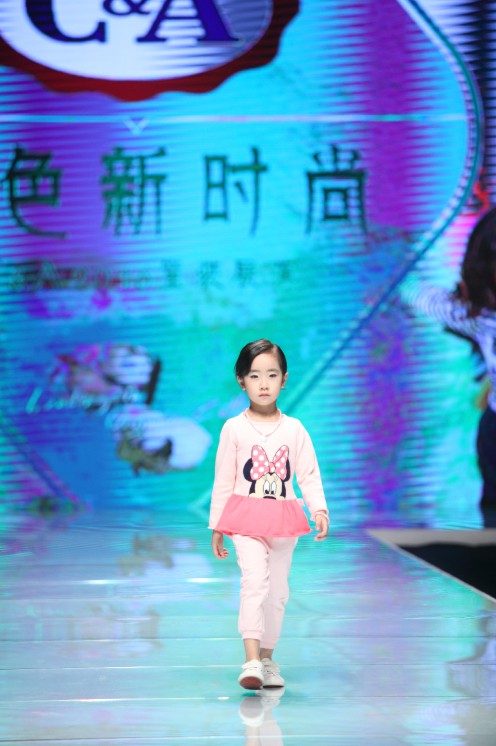 C&A与安奈儿亮相中国大连国际时装周 开创童装品牌发布先例