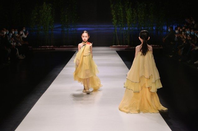 2021大连春季时装周三寸盛京童装发布与安奈儿魔铃儿童剧