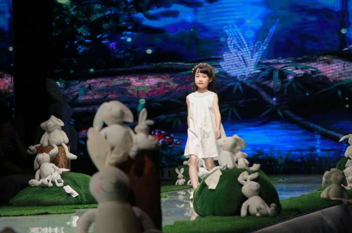 2021大连春季时装周三寸盛京童装发布与安奈儿魔铃儿童剧