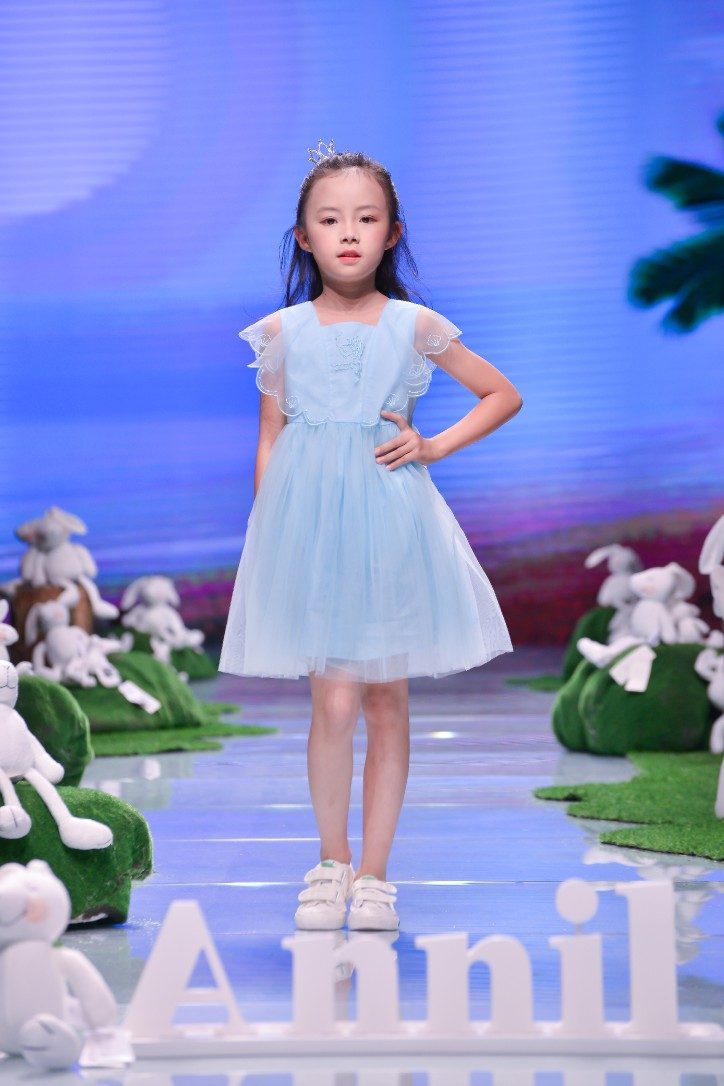 2021大连春季时装周三寸盛京童装发布与安奈儿魔铃儿童剧