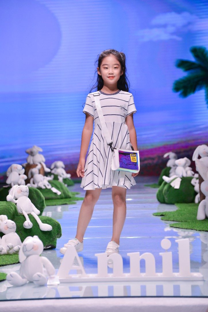 2021大连春季时装周三寸盛京童装发布与安奈儿魔铃儿童剧