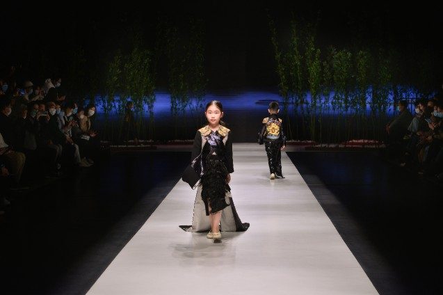 2021大连春季时装周三寸盛京童装发布与安奈儿魔铃儿童剧