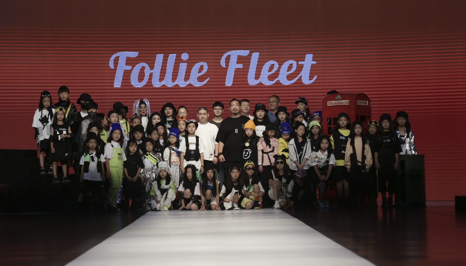 2021大连秋季时装周多品牌发布 《Follie Fleet》等品牌轮番登场